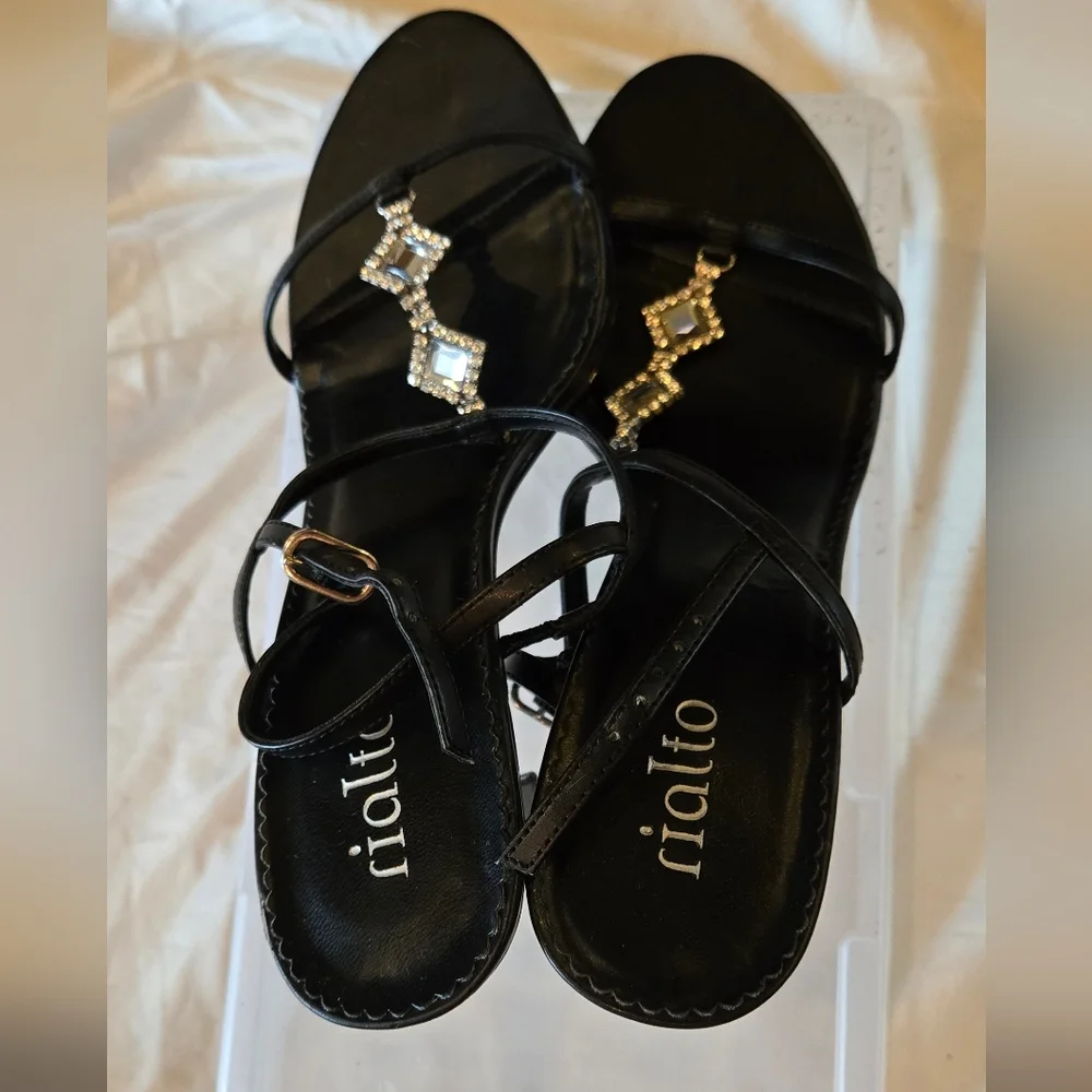Rialto Women's Black Sandals with Rhinestone Embellishments NWOT